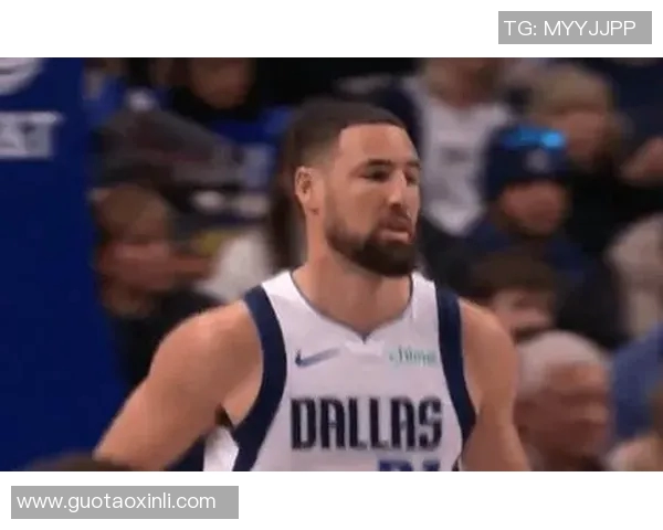 里程碑+1！克莱急停转身中投再中连得8分 生涯得分来到17000分！